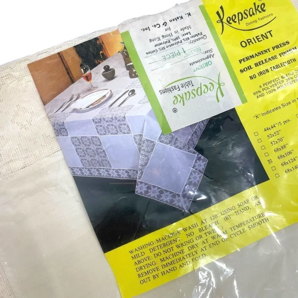 Vintage Keepsake Orient Permanent press‎ no iron tablecloth Cream 68x106” lace
